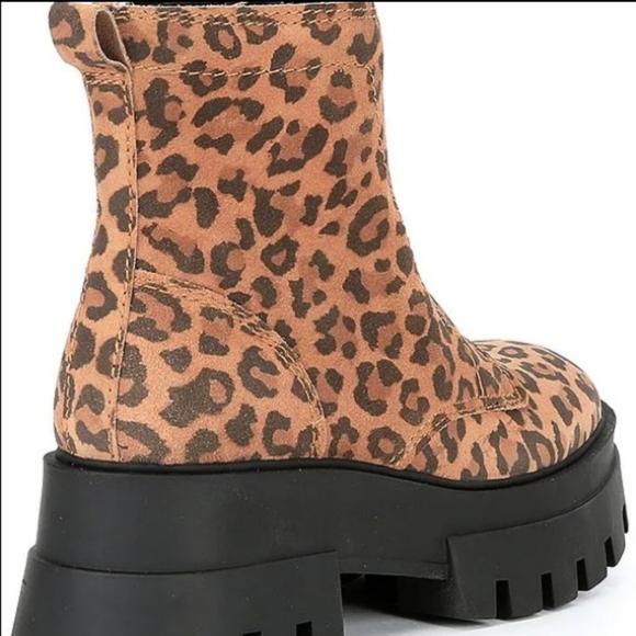 Leather Gianni Bini Black Chunky lug soles platform Boots Zip Shoes Leopard NEW - Picture 4 of 7